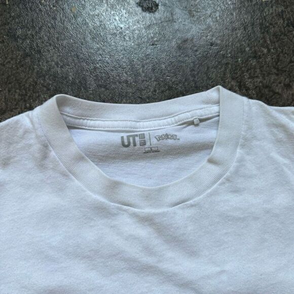 Uniqlo x Pokémon Men’s Short Sleeve T-Shirt White Color Size Small Anime Style - Picture 7 of 14